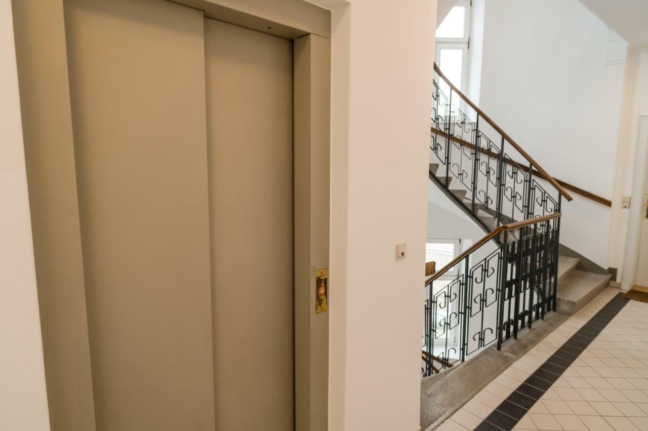 Stadlau Live Apartments Виена Екстериор снимка