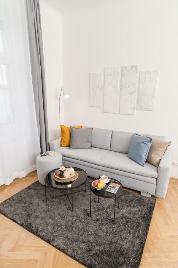 Stadlau Live Apartments Виена Екстериор снимка
