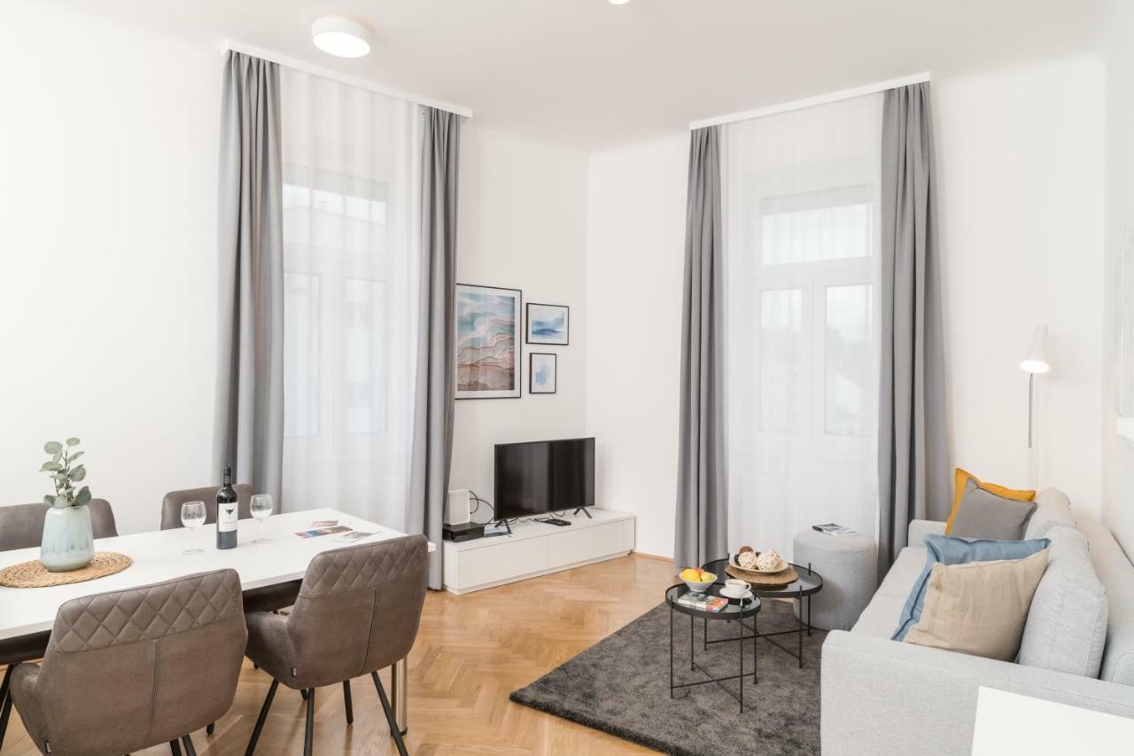 Stadlau Live Apartments Виена Екстериор снимка
