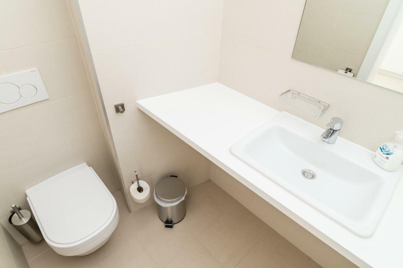 Stadlau Live Apartments Виена Екстериор снимка