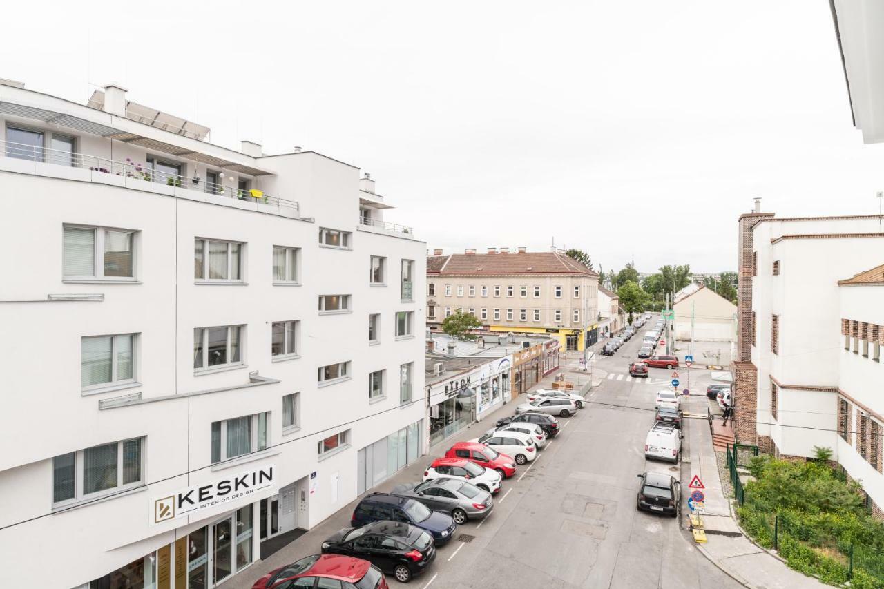 Stadlau Live Apartments Виена Екстериор снимка