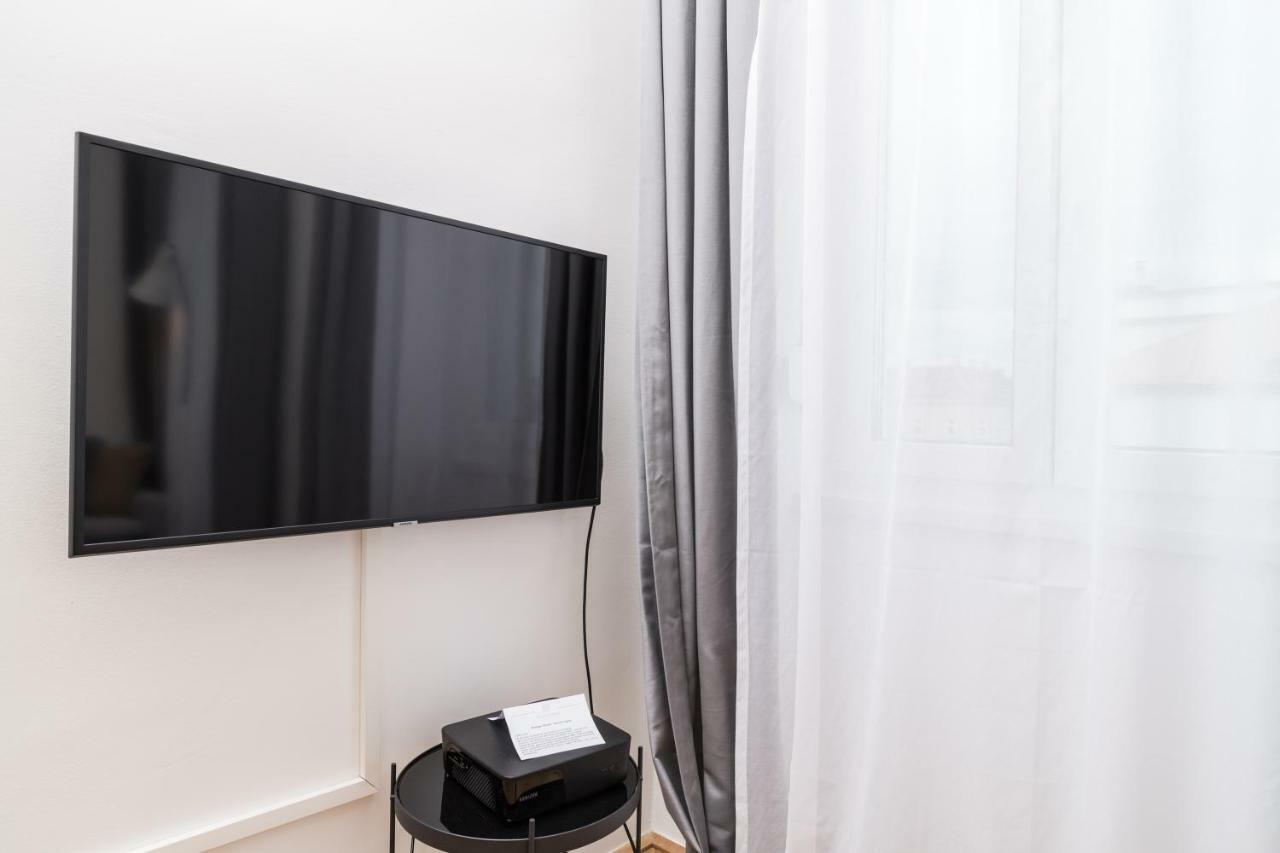 Stadlau Live Apartments Виена Екстериор снимка
